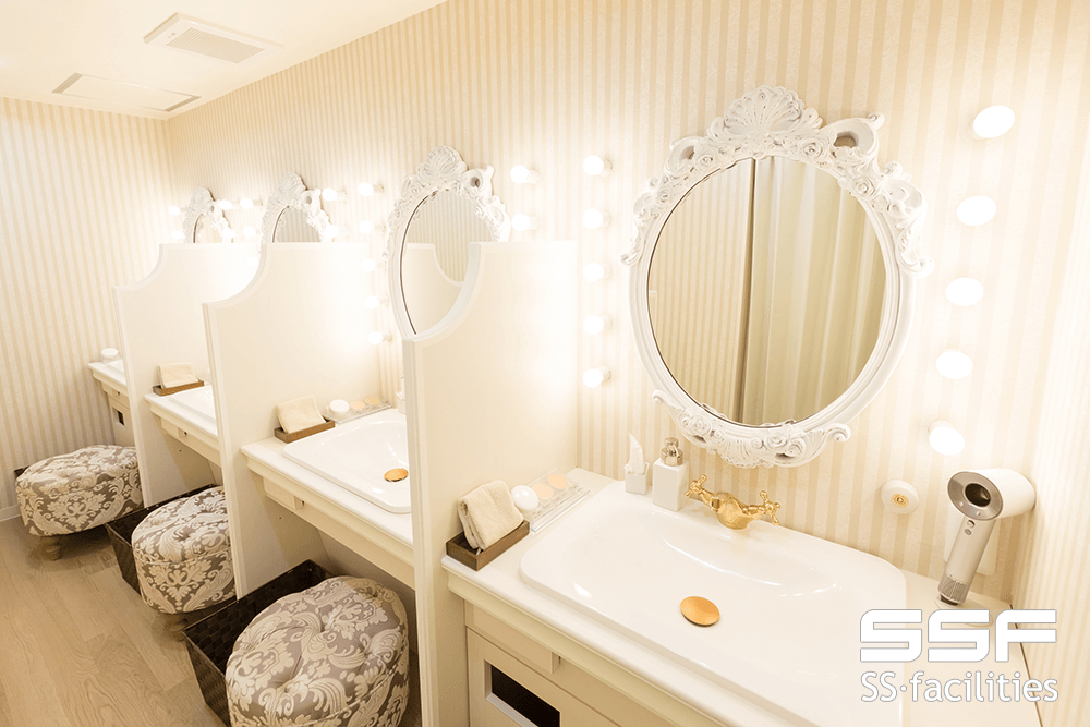 銀座ファインケアクリニック 銀座院 銀座駅 月給38万円 残業月平均30分 外科も含む美容皮膚科クリニックで外来業務 美容整形ジョブ 美容 クリニック専門